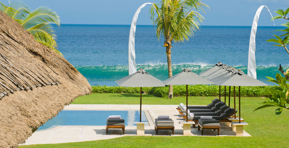 Atas Ombak - Pool chairs
